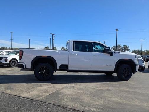 2025 GMC Sierra 2500 AT4