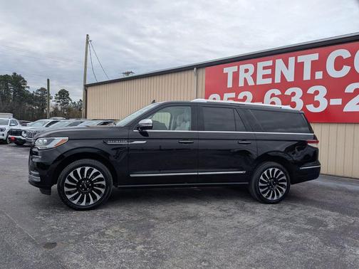 2023 Lincoln Navigator Black Label