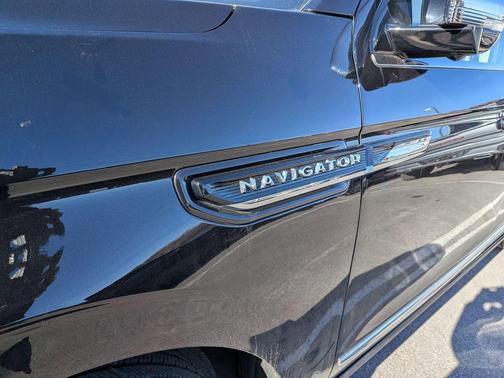 2023 Lincoln Navigator Black Label