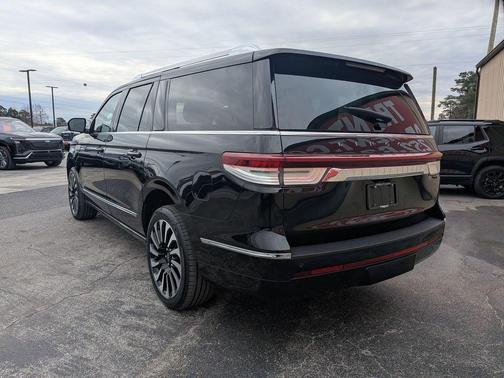 2023 Lincoln Navigator Black Label
