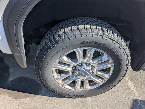 2023 GMC Sierra 2500 Denali