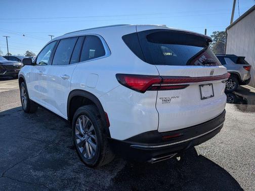 2025 Buick Enclave Preferred FWD