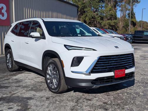 2025 Buick Enclave Preferred FWD