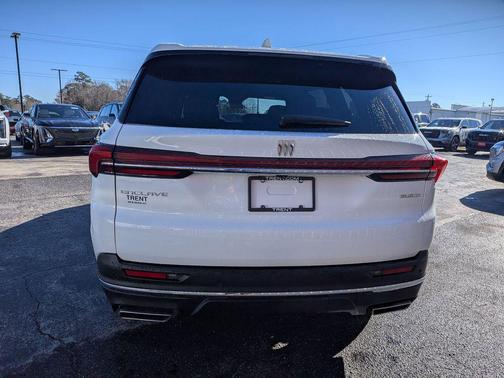 2025 Buick Enclave Preferred FWD