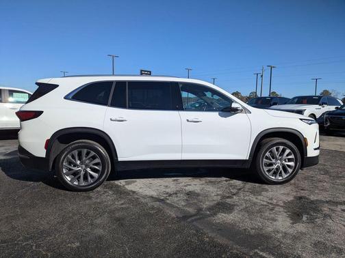 2025 Buick Enclave Preferred FWD