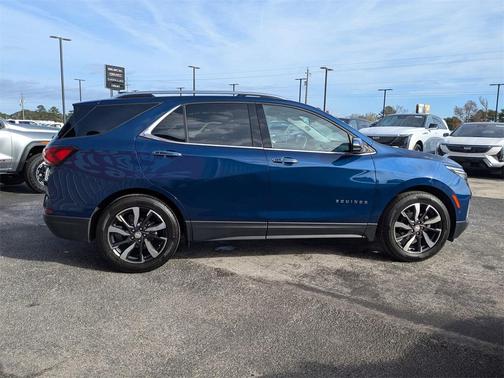 2022 Chevrolet Equinox Premier w/1LZ