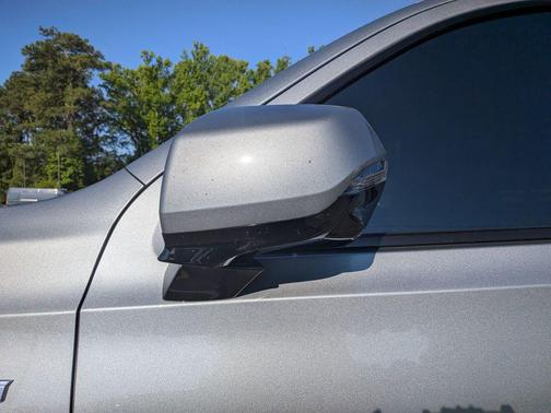 Argent Silver Metallic 2025 Cadillac Escalade Sport