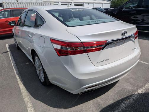 Blizzard Pearl 2015 Toyota Avalon Limited