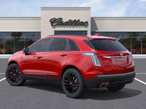 2026 Cadillac XT5 Sport