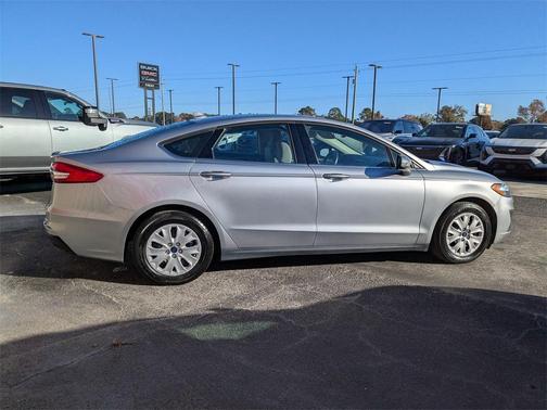 2020 Ford Fusion S