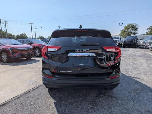 Ebony Twilight Metallic 2022 GMC Terrain SLE
