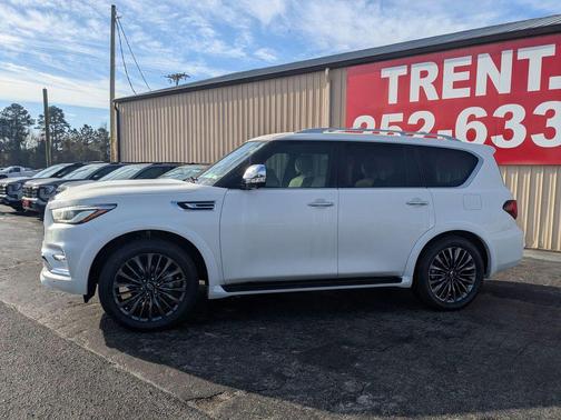 2023 INFINITI QX80 SENSORY AWD