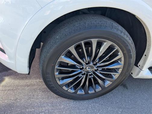 2023 INFINITI QX80 SENSORY AWD