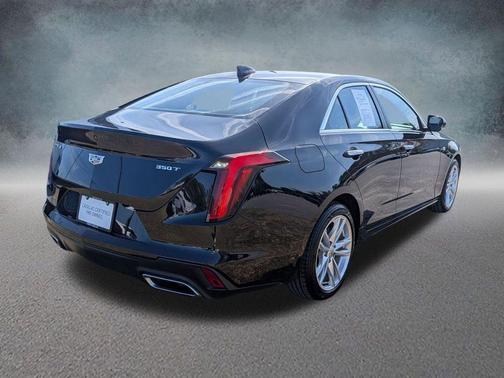 2021 Cadillac CT4 Luxury