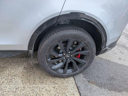 2024 Land Rover Discovery Sport Dynamic SE