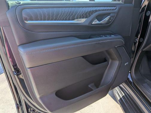 Onyx Black 2024 GMC Yukon XL Denali