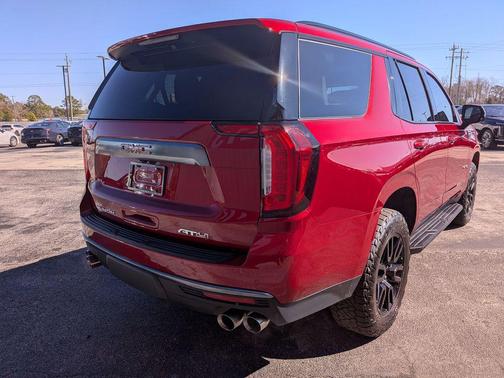 2022 GMC Yukon 4WD AT4