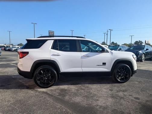 2025 GMC Terrain AWD Elevation