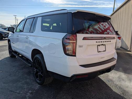 2022 Chevrolet Suburban 4WD Z71