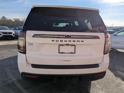 2022 Chevrolet Suburban 4WD Z71