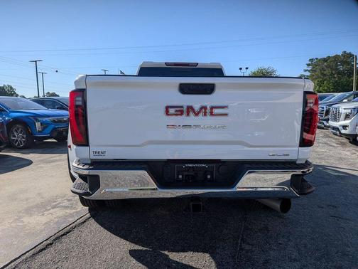 Summit White 2025 GMC Sierra 3500 SLE