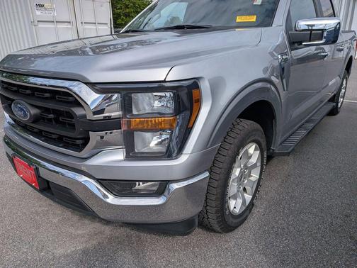 ICONIC SILVER METALLIC 2023 Ford F-150 XLT