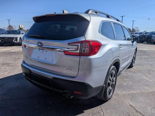 2023 Subaru Ascent Limited 8-Passenger