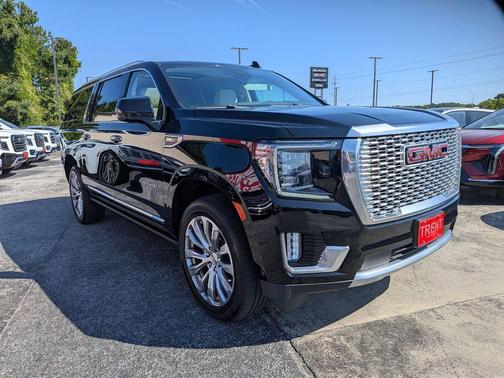 Onyx Black 2023 GMC Yukon XL Denali