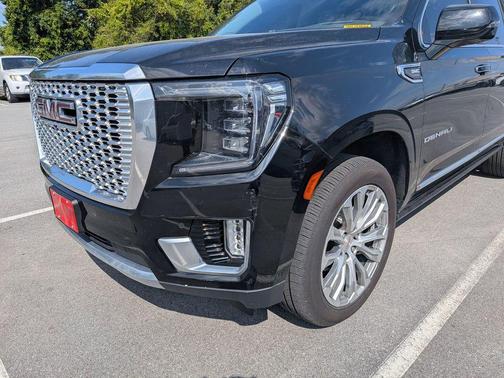 Onyx Black 2023 GMC Yukon XL Denali