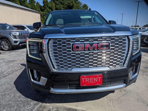 Onyx Black 2023 GMC Yukon XL Denali