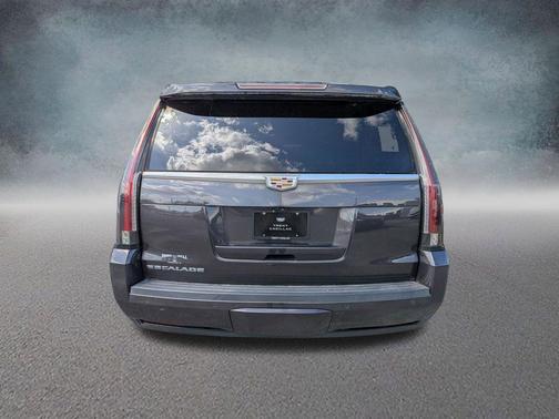 2018 Cadillac Escalade Premium Luxury