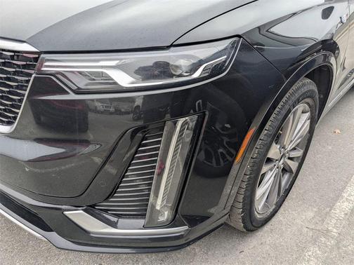 2025 Cadillac XT6 Premium Luxury FWD