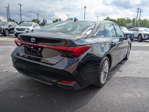 2021 Toyota Avalon Hybrid Limited