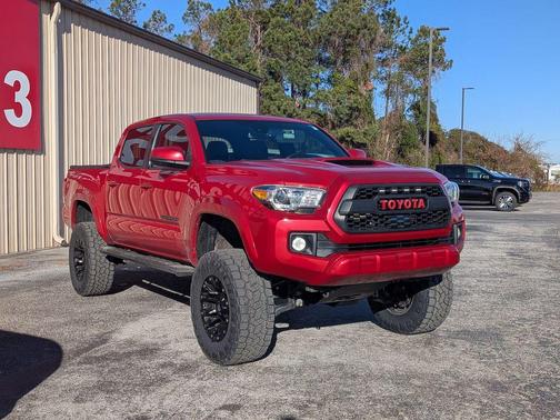 2018 Toyota Tacoma TRD Sport
