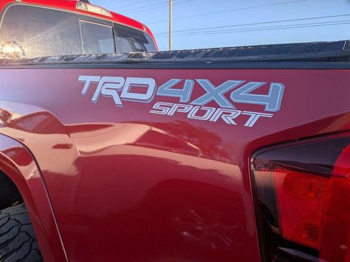 2018 Toyota Tacoma TRD Sport