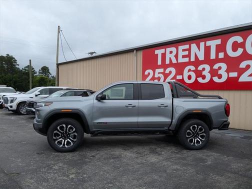 2025 GMC Canyon Base