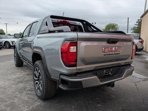 2025 GMC Canyon Base