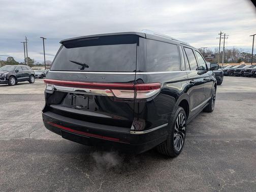 2023 Lincoln Navigator Black Label