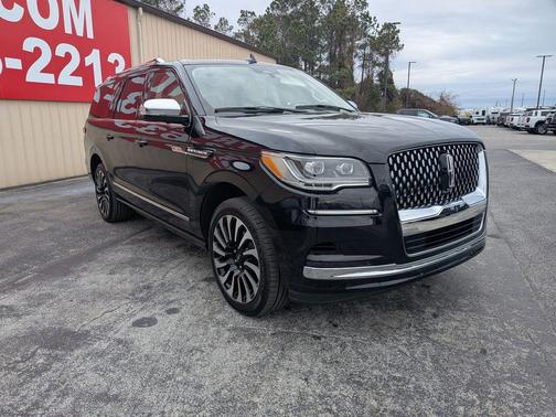 2023 Lincoln Navigator Black Label