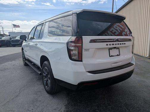 2021 Chevrolet Suburban 4WD Z71
