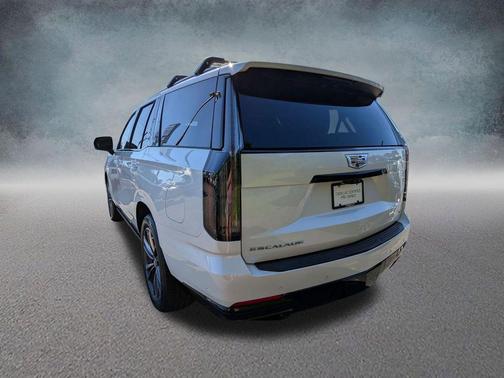 Crystal White Tricoat 2025 Cadillac Escalade Sport