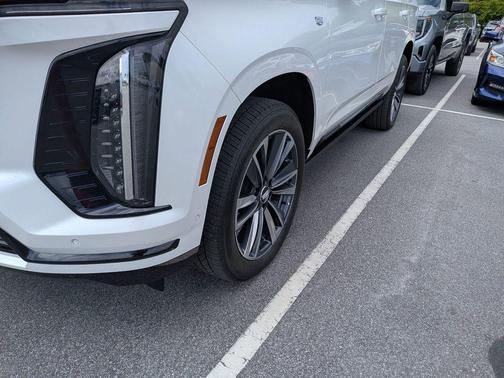 Crystal White Tricoat 2025 Cadillac Escalade Sport