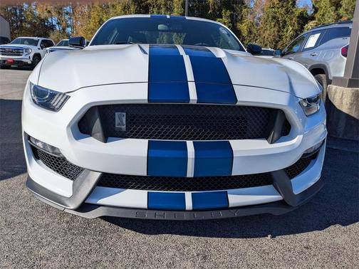 2018 Ford Shelby GT350 Base