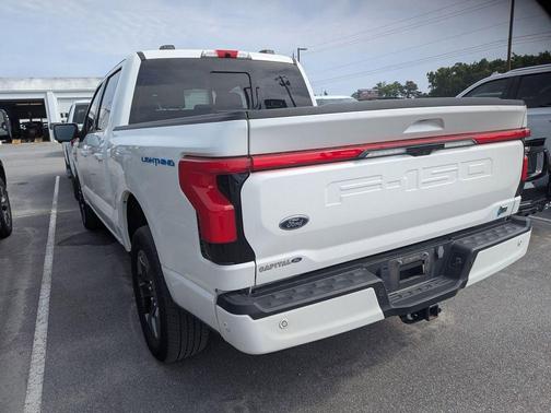 STAR WHITE METALLIC TRICOAT 2023 Ford F-150 Lightning LARIAT