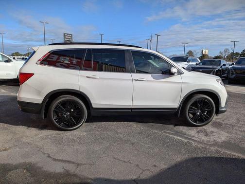 2022 Honda Pilot AWD Special Edition