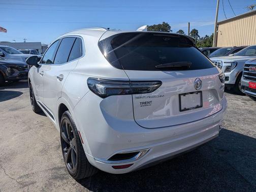 White Frost Tricoat 2023 Buick Envision Avenir FWD