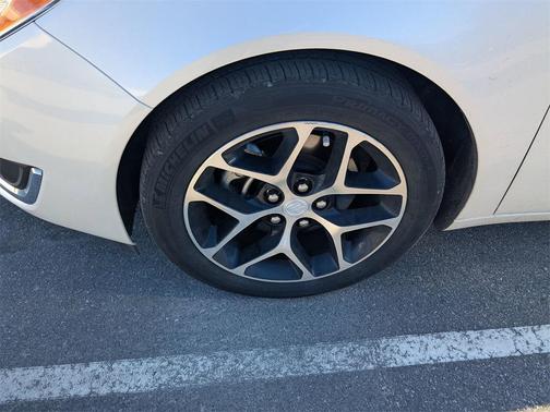 2017 Buick Regal Turbo Sport Touring