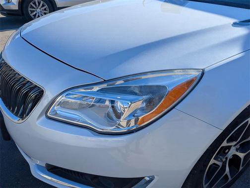 2017 Buick Regal Turbo Sport Touring