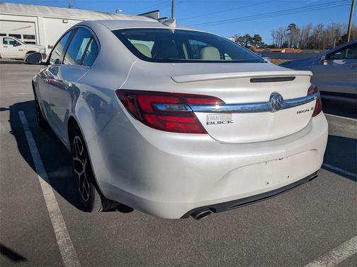 2017 Buick Regal Turbo Sport Touring