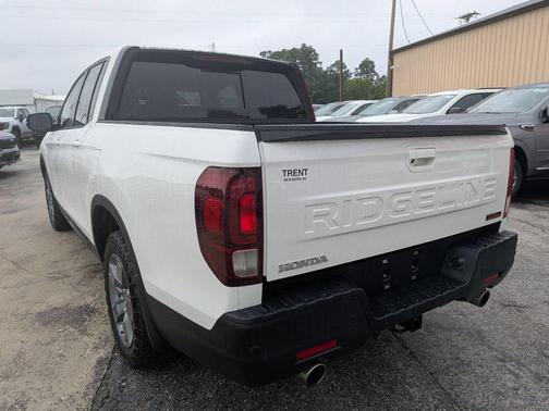 Platinum White Pearl 2025 Honda Ridgeline TrailSport